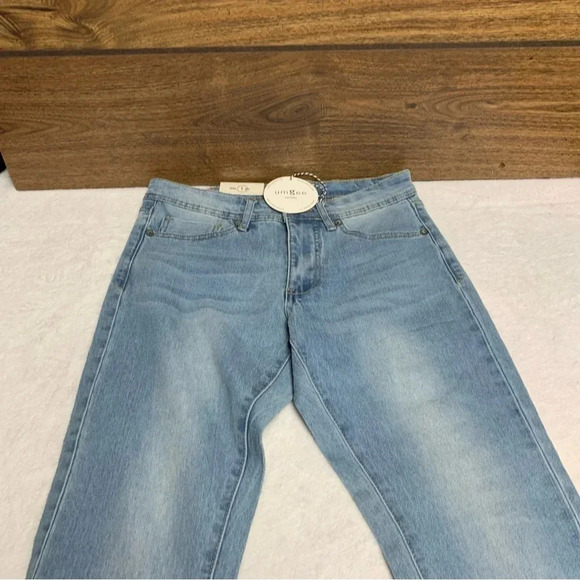 Umgee denim Capri jeans wide cuff NWT size 1 light wash no distressing - Picture 7 of 7